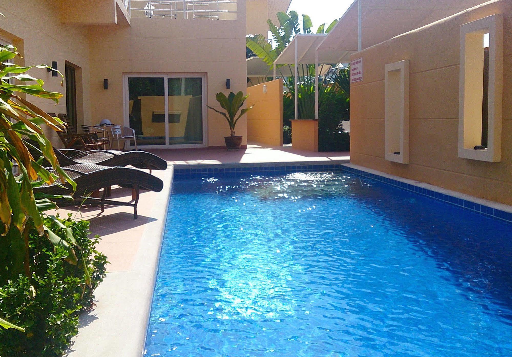 Gp Rooms Pool Guesthouse Pattaya Exterior foto